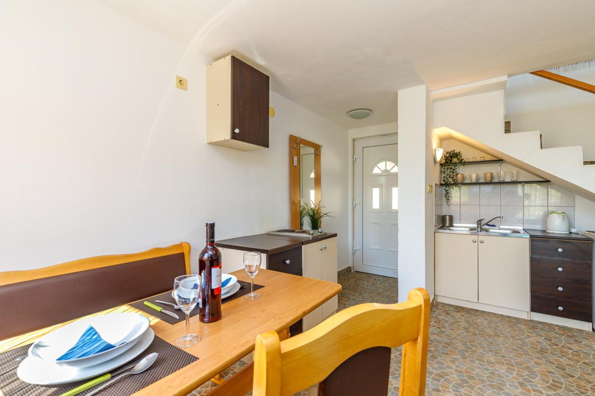מדולין Apartments Elisabeth מראה חיצוני תמונה