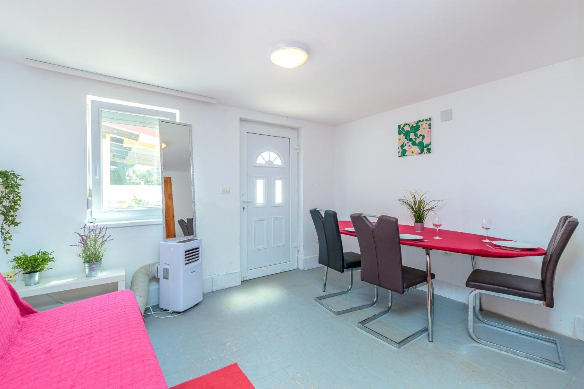 מדולין Apartments Elisabeth מראה חיצוני תמונה