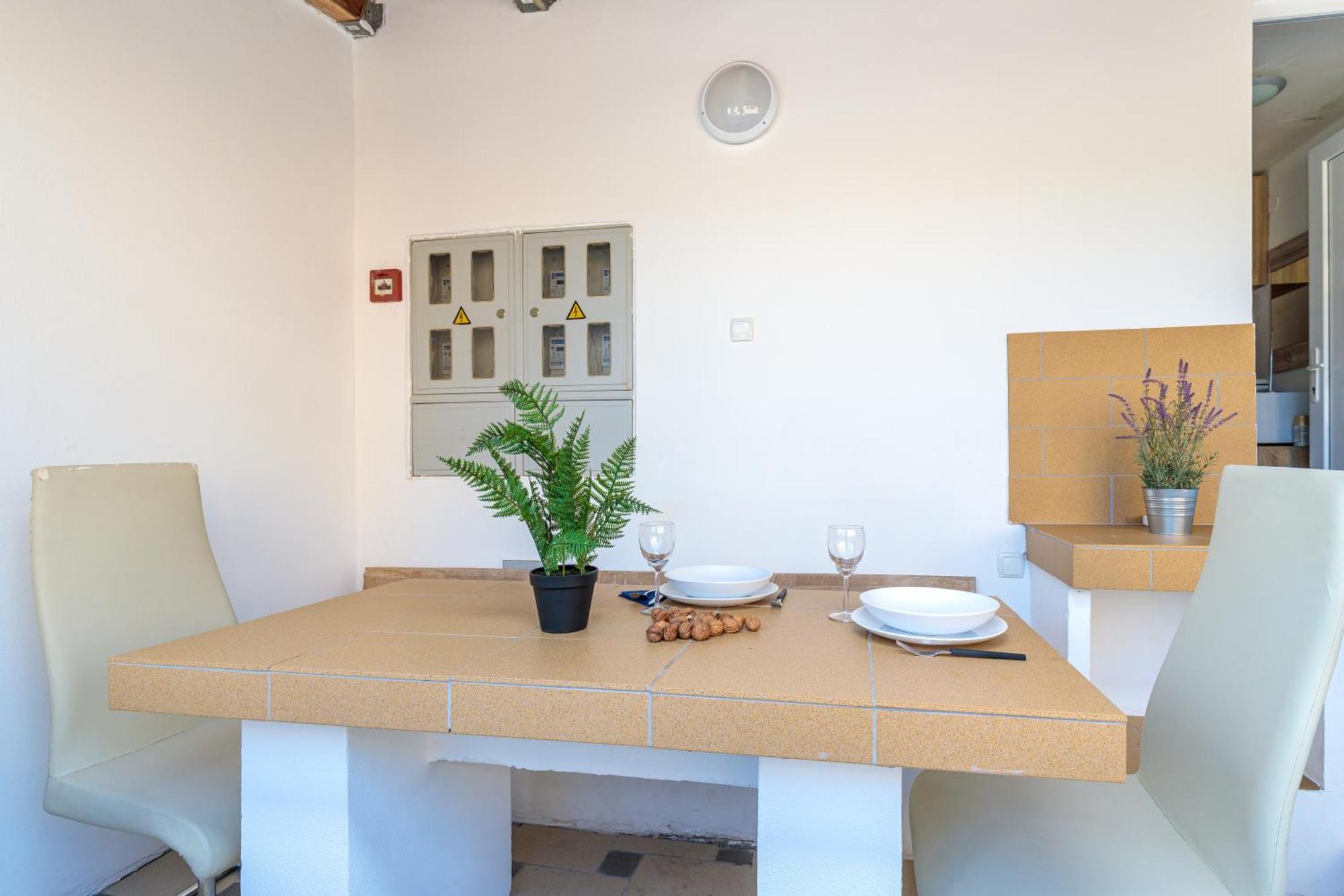 מדולין Apartments Elisabeth מראה חיצוני תמונה