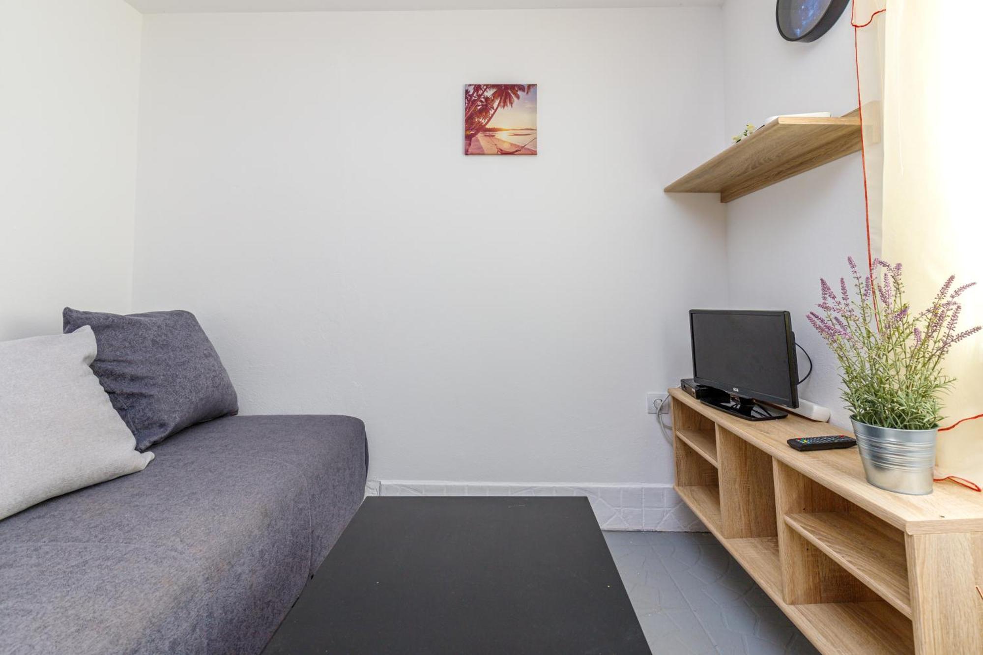 מדולין Apartments Elisabeth מראה חיצוני תמונה