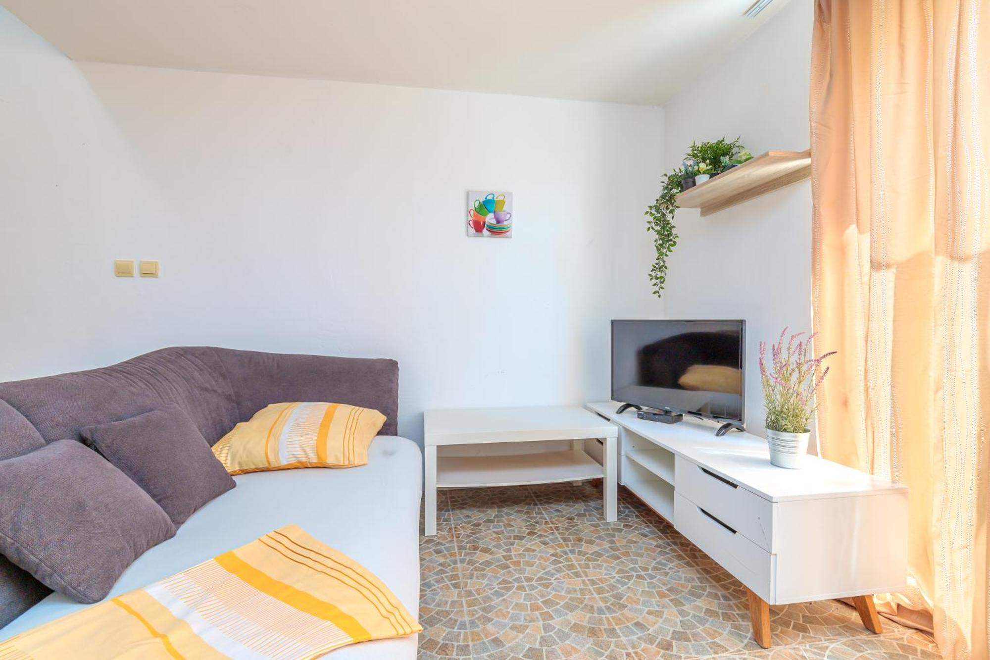 מדולין Apartments Elisabeth מראה חיצוני תמונה